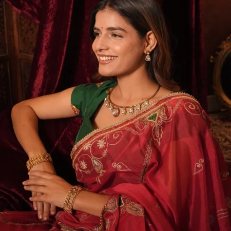 Hasli Red Kundan Embellished Gold Plated Necklace Set