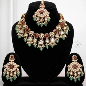 Maharani Green Drop Kundan Set